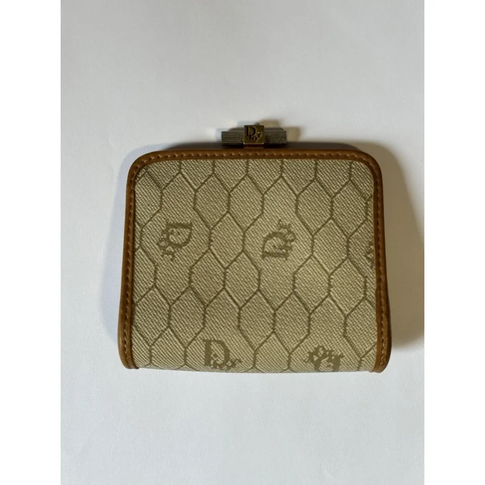 Vintage Christian Dior Honeycomb Pattern Frame Coin Kisslock Wallet Rare
